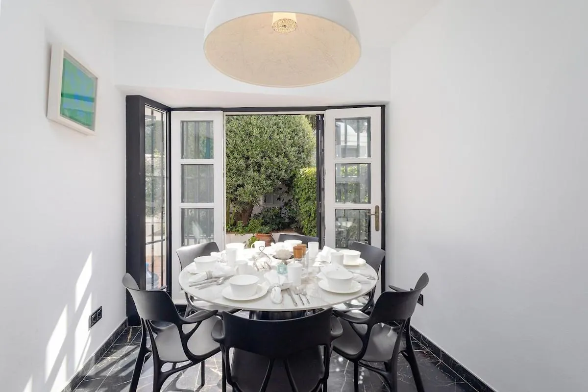 Casa Del Sol Villa By Hostlovers Marbella