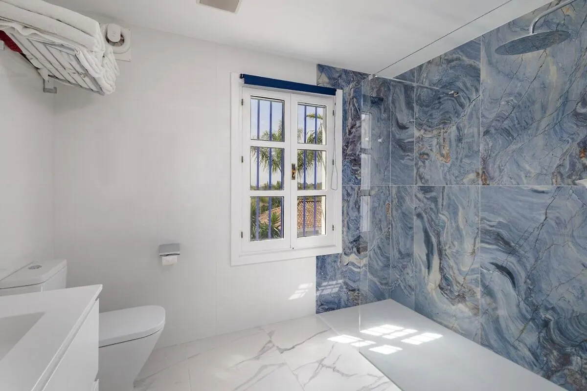 Casa Del Sol Villa By Hostlovers Marbella